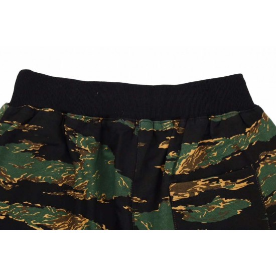 Bape мужские Tiger Camo шорты Bape мужские Tiger Camo шорты