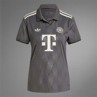 24-25 FC Bayern Mens Wiesn Soccer Jersey 