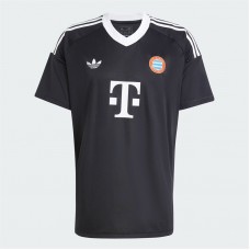 24-25 FC Bayern Mens Third Goalkeeper Jersey